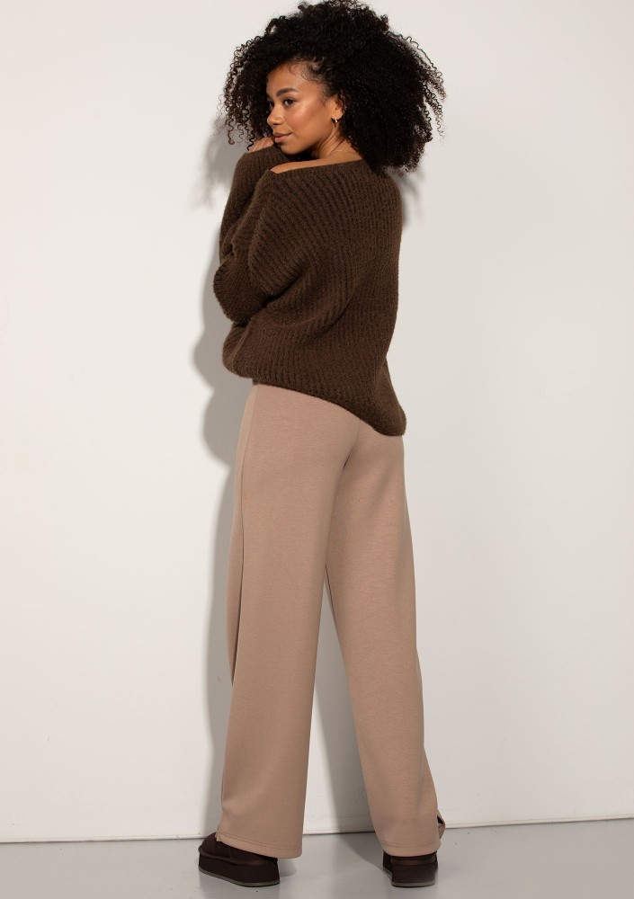 Mousse - Brown fluffy sweater