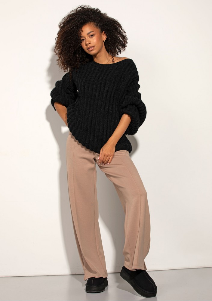 Soft Bare - Black soft sweater