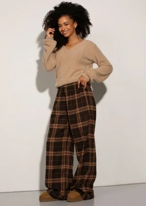 Plush - Latte beige luffy sweater with a ''V'' neckline