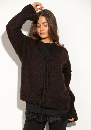 Lace Base - Black cotton T-shirt with a lace bottom and embroidered logo