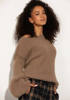 Mousse - Latte beige fluffy sweater