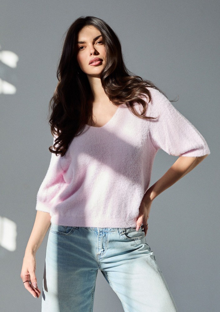 Mimi Soft - Pastel pink sweater with half-sleeves