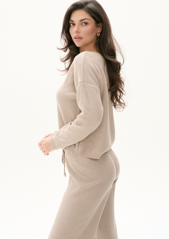 Misti - Latte beige waffle weaved sweater