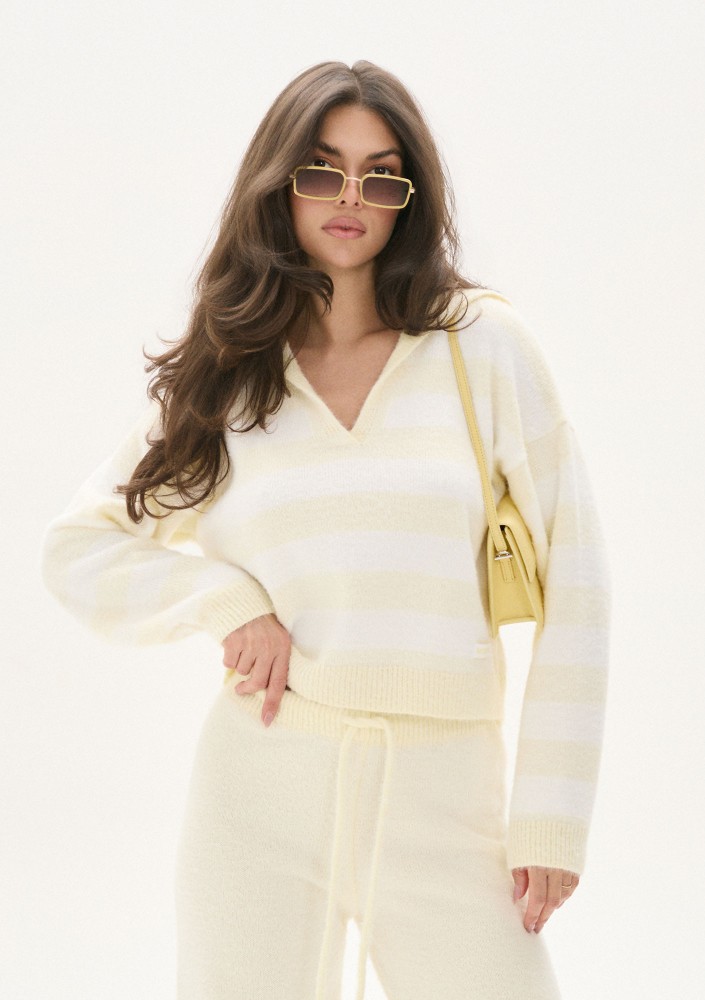 Vivi Soft - Yellow striped sweater with a collar