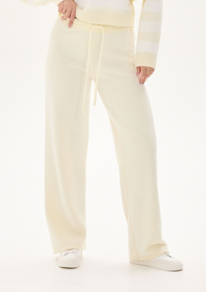 Nemi Soft - Yellow knitted pants