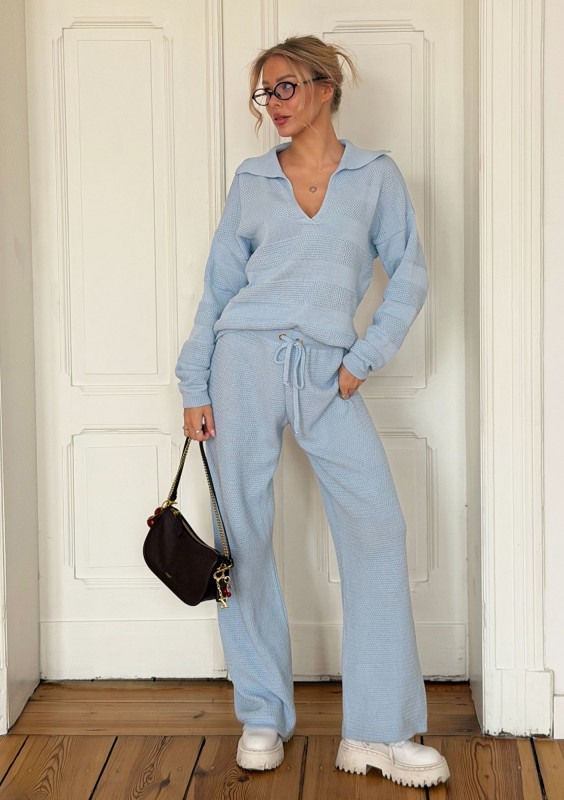 Misti Knit - Light blue waffle weaved sweater