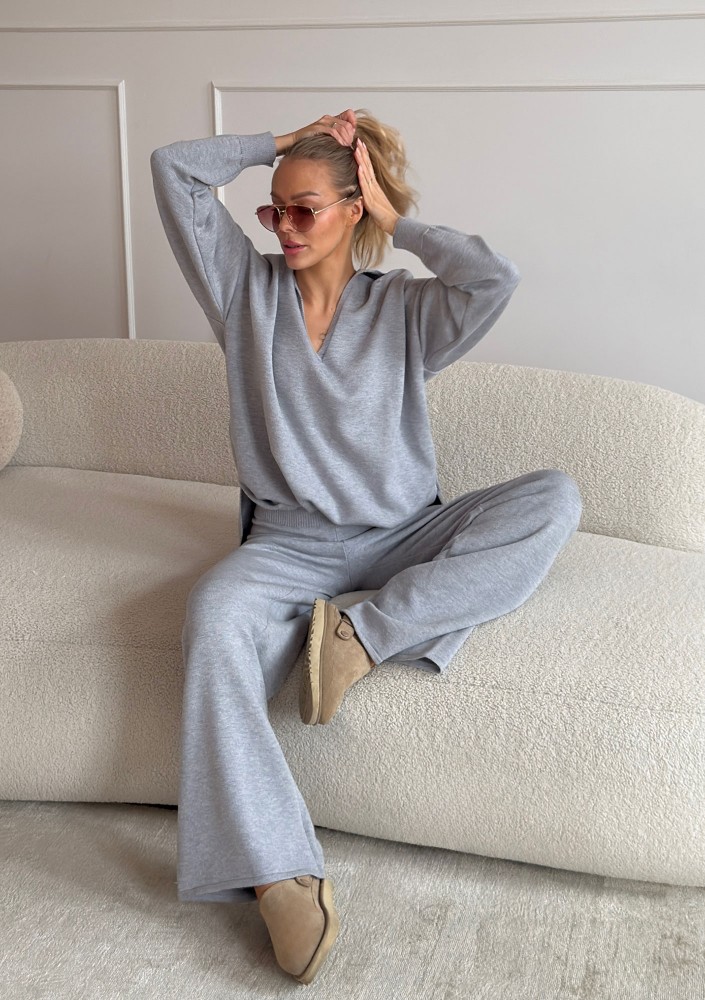 Yoko - Melange grey sweater with a hood