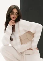 Vivi Soft - Beige striped sweater with a collar