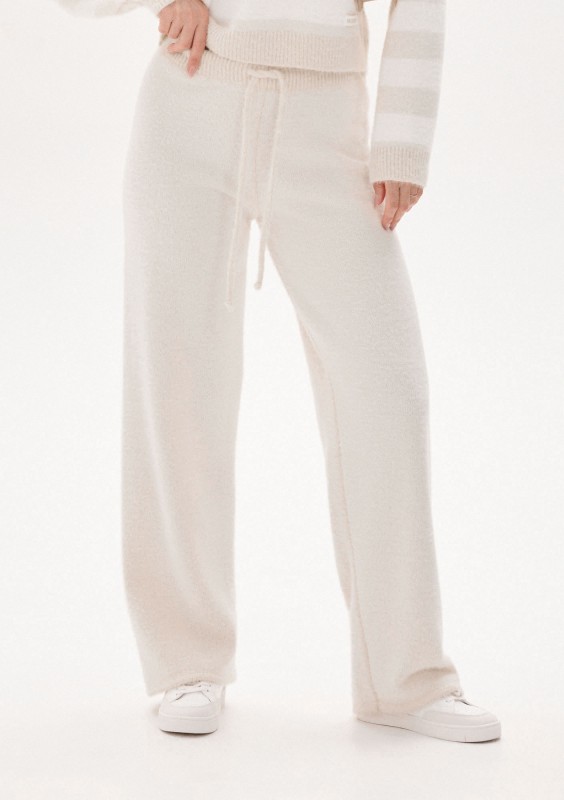 Nemi Soft - Beige knitted pants