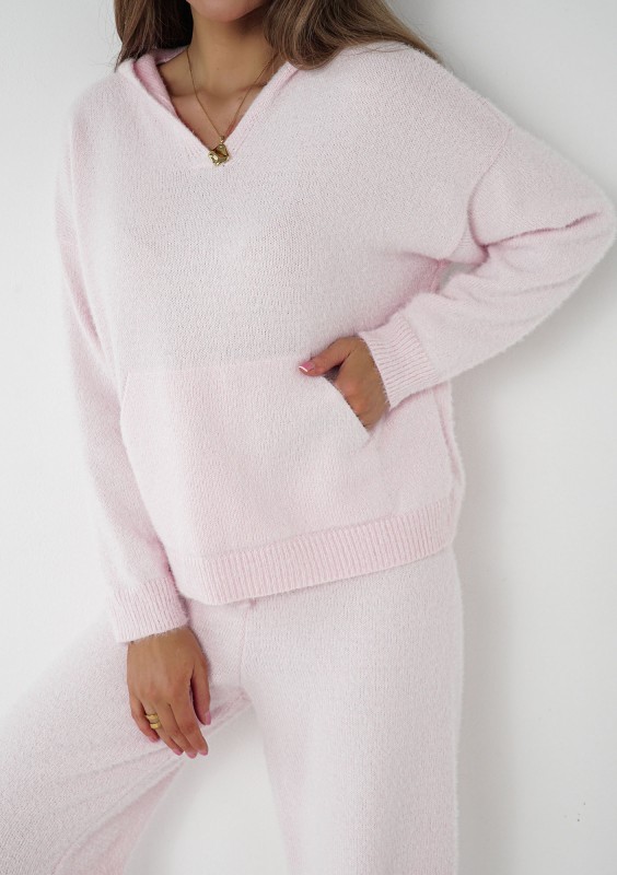 Nemi Soft - Pink knitted jumper with a pocket and a hood