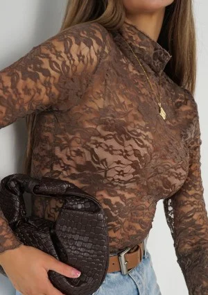 Lace - Latte beige lace top