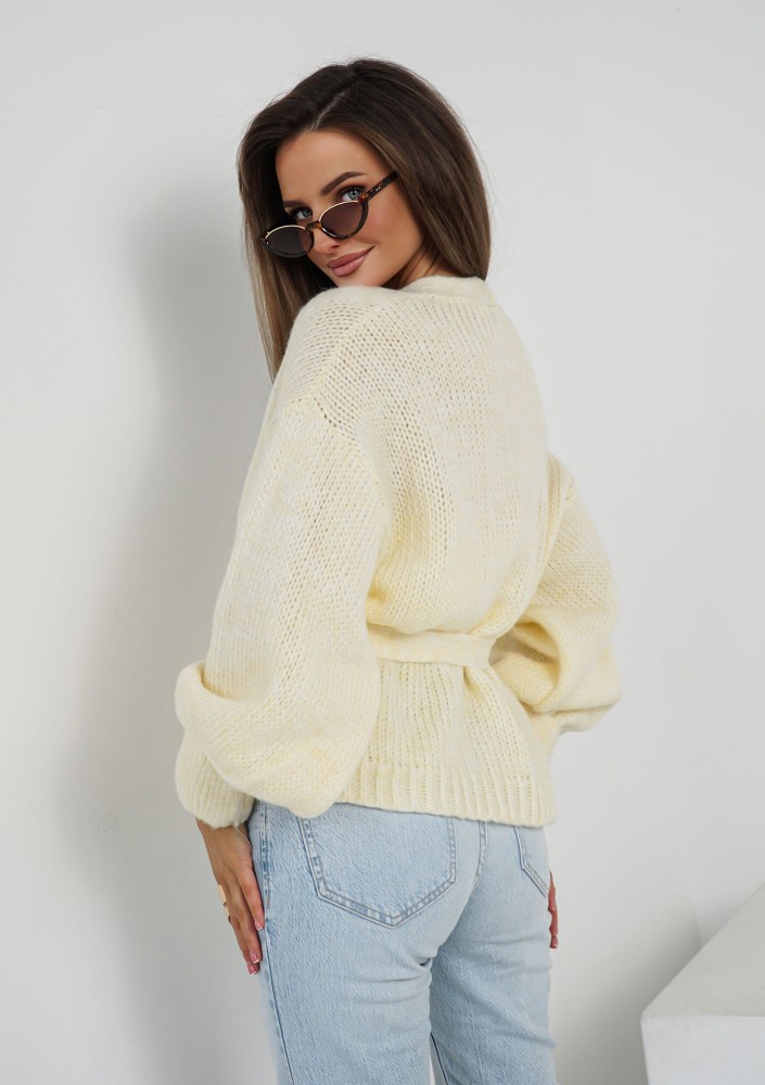 Eve - Soft light yellow cardigan with a belt