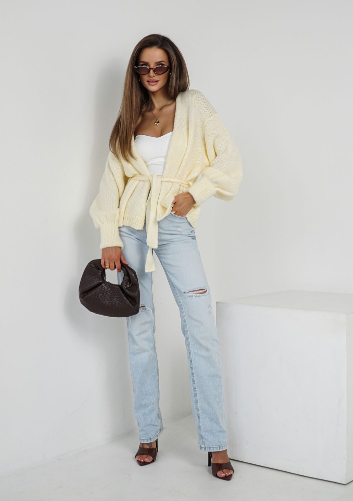 Eve - Soft light yellow cardigan with a belt