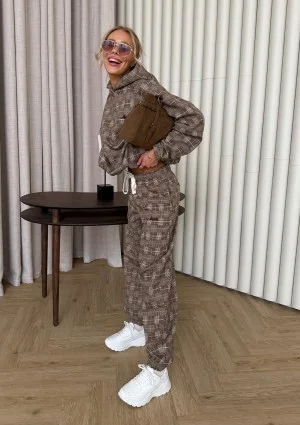 Loom - Brown checked sweatpants