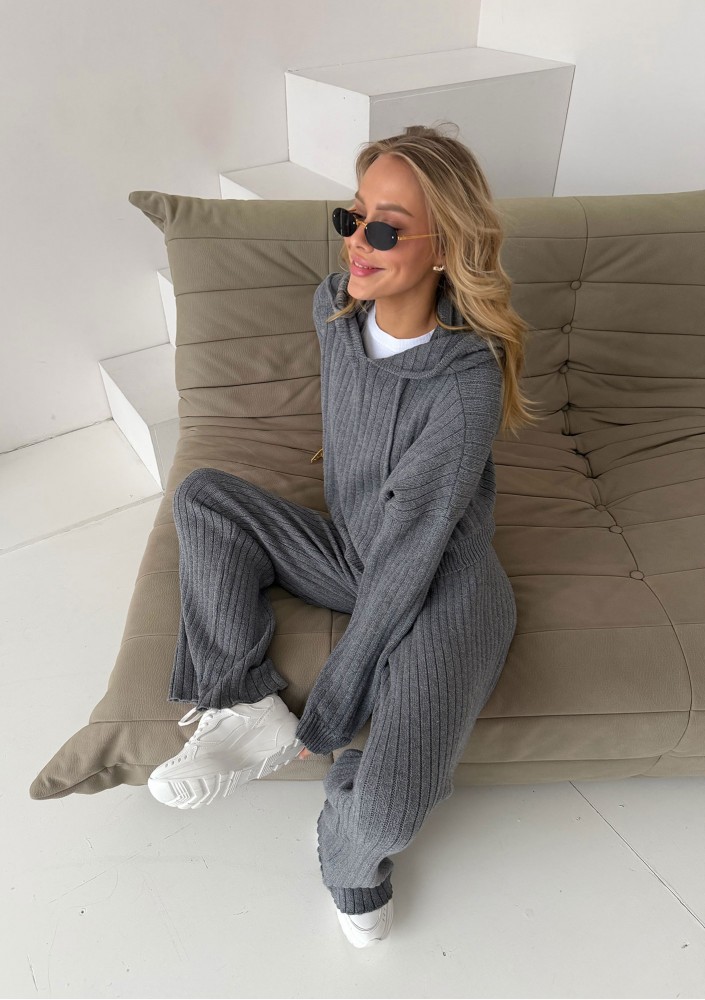 Barro - Melange grey knitted in stripes pants