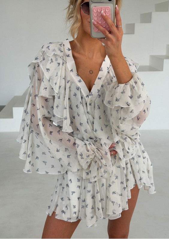 Camelia - Romantic frilled shirt Blue Flowers