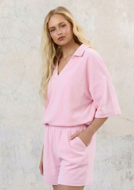 Nami - Pastel pink velvet shirt with a collar