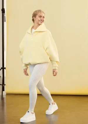 Yale Zip - Bluza kangurka oversize z wysokim kołnierzem Żółta