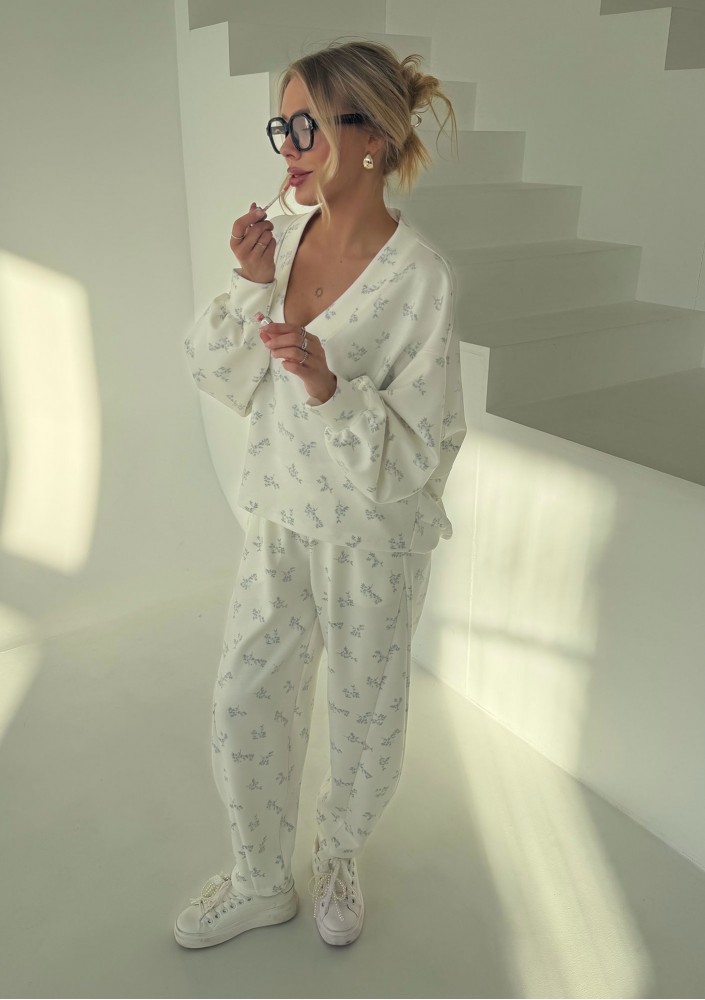 Ollie - Blue flowers printed rayon sweatpants