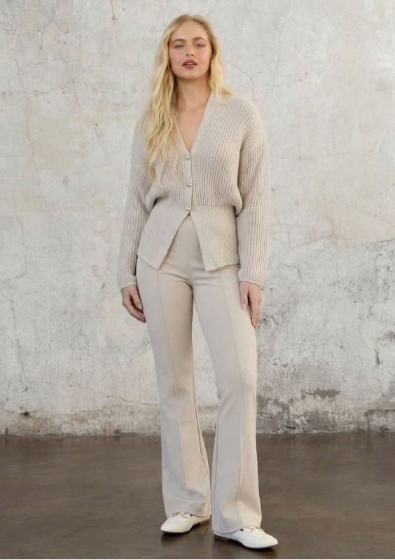 Eris - Beige cardigan