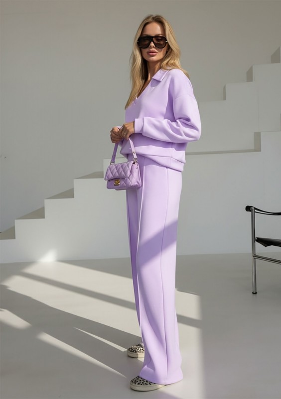 - Lila rayon sweatpants