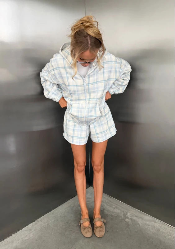 Melo - Zipped light blue checkered hoodie