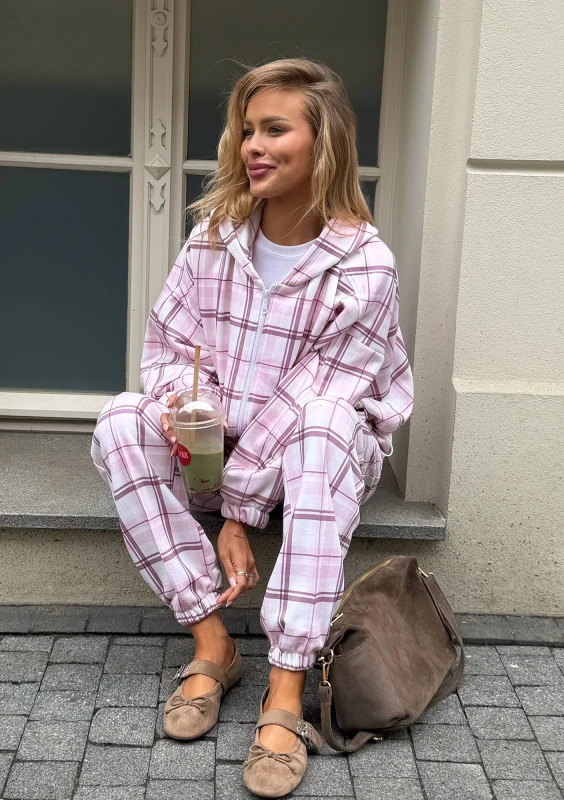 Melo - Stylowe spodnie dresowe w kratę oversize - Mosquito