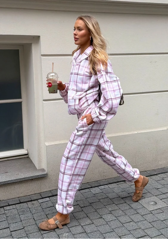 Melo - Pink checkered trousers