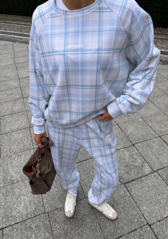 Leni - Light blue checkered crewneck jumper