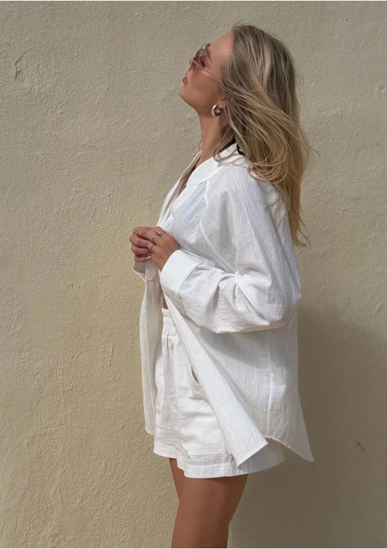 Sano - White oversized shirt "Hotel de Plage"