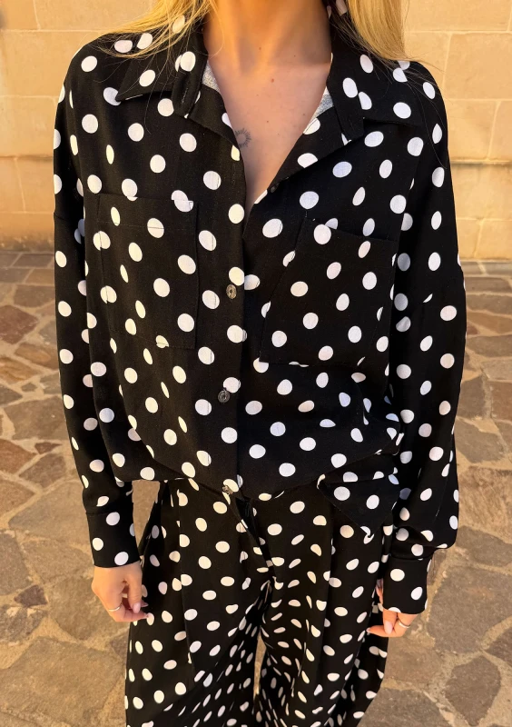 Tammy - Black dotted linen shirt