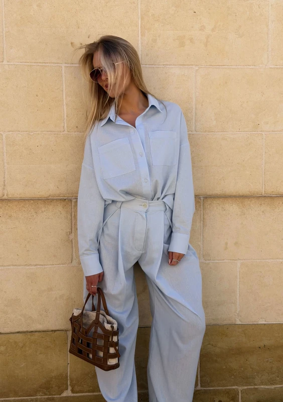 Tammy - Light blue linen shirt