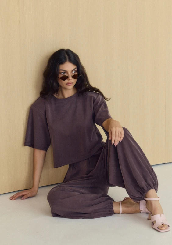 Nove - Brown modal T-shirt with shoulder pads