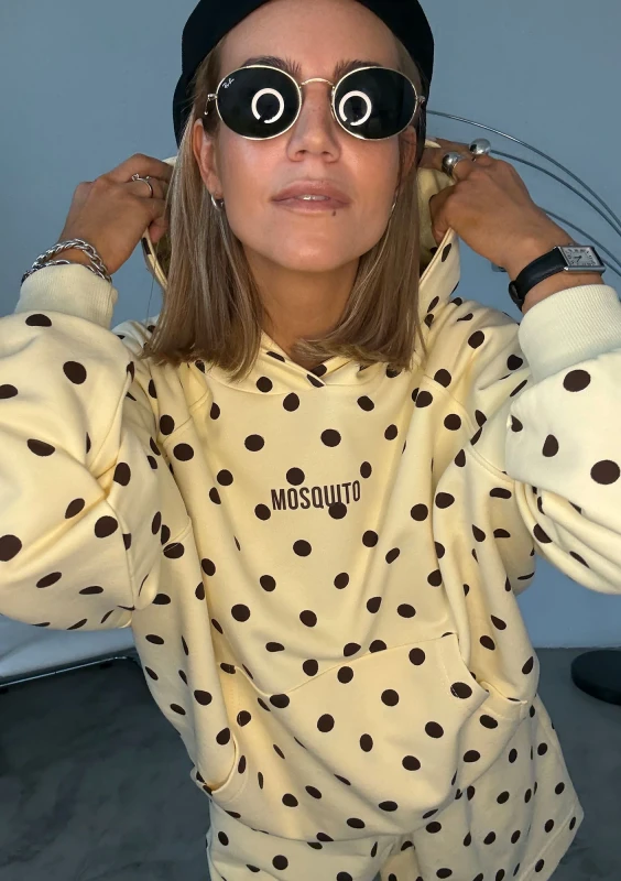 Levi - Banana yellow dotted hoodie