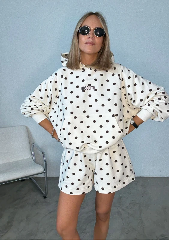 - Creamy dotted shorts