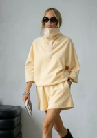 Levi - Pale banana yellow shorts