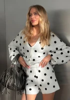 Miu - Dzianinowe szorty o prostym kroju w grochy Ecru