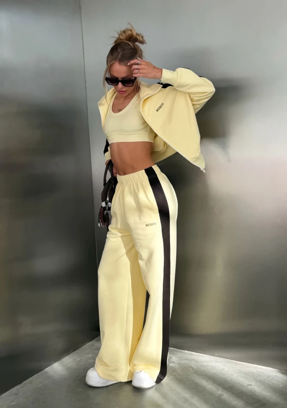 Cano Stripe - Pale banana yellow sweatpants with stripes