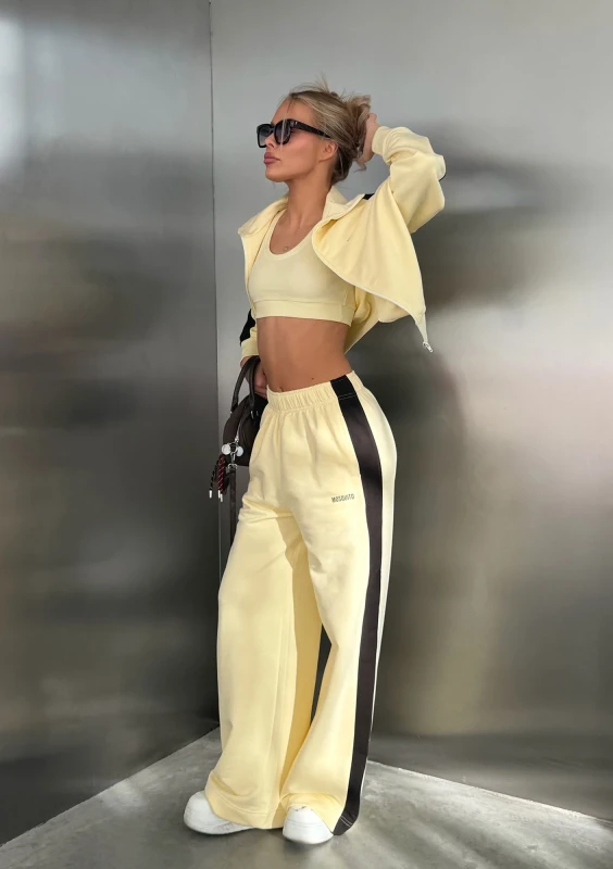 Cano Stripe - Pale banana yellow sweatpants with stripes