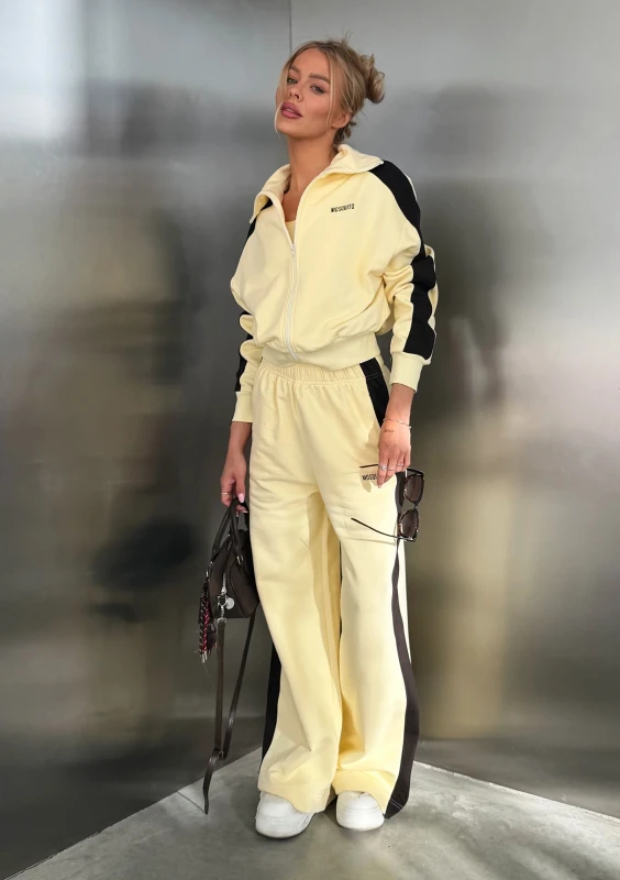 Cano Stripe - Pale banana yellow jumper with stripes