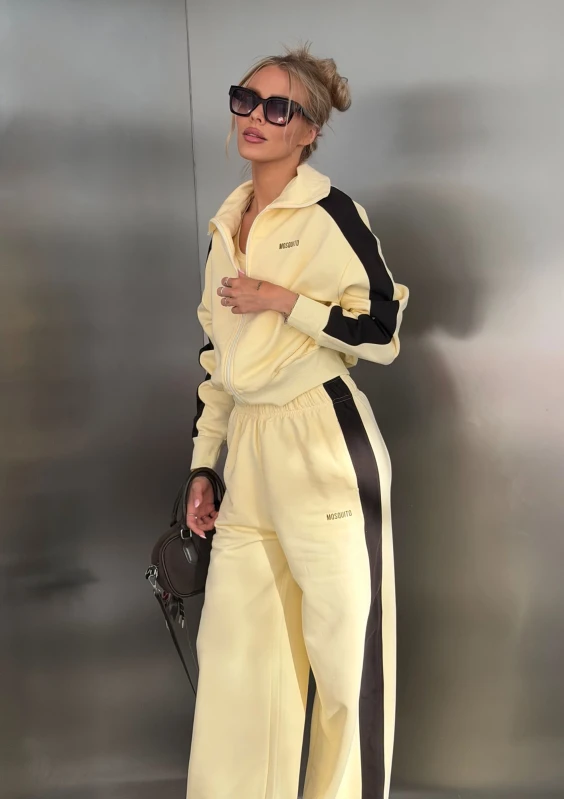 Cano Stripe - Pale banana yellow jumper with stripes