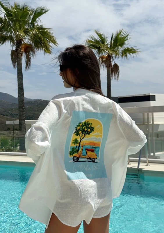 Sano - White oversized shirt "La Dolce Vita"