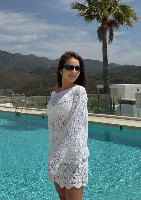 Calira - Oversized openwork ecru sweater