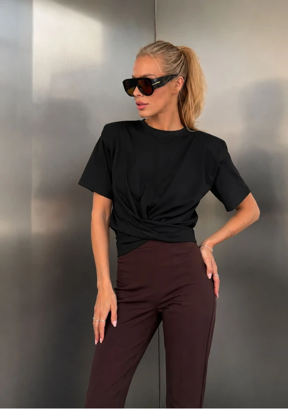 Vanta - Black cotton back tied T-shirt