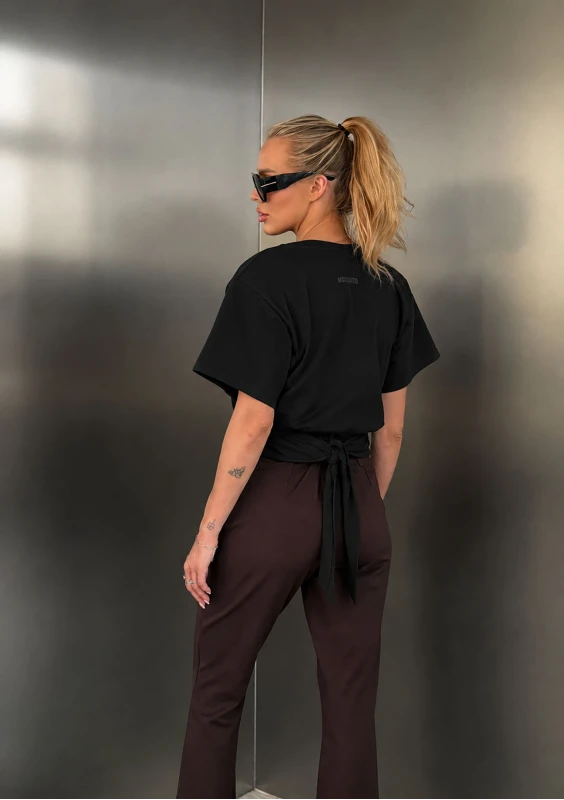Vanta - Black cotton back tied T-shirt