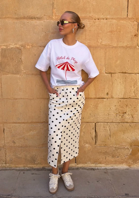 Axis - White oversized boxy T-shirt "Hotel de Plage"