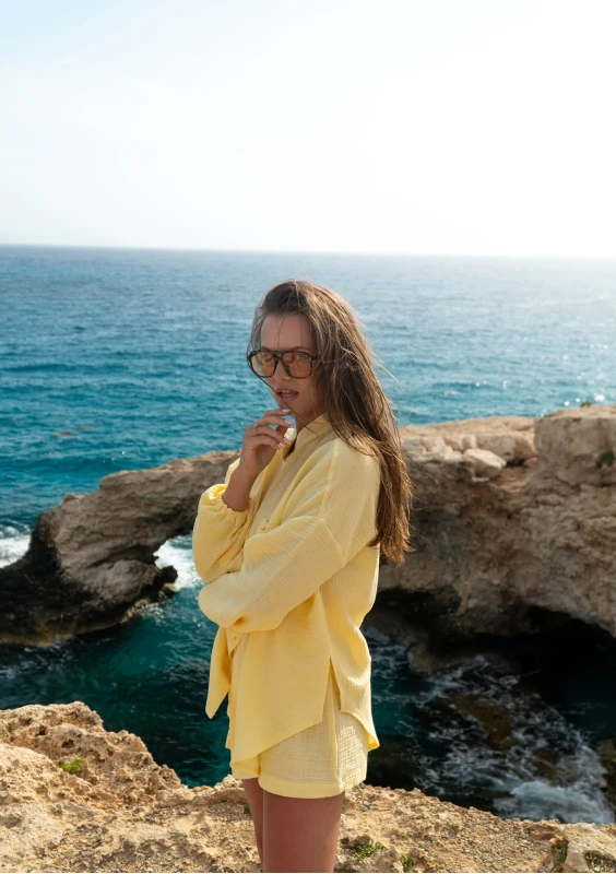 Palma - Yellow cotton shorts