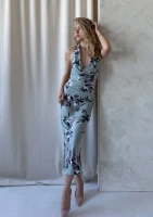 Valentina - Sukienka z dekoltem typu waterflow Blue Jardin