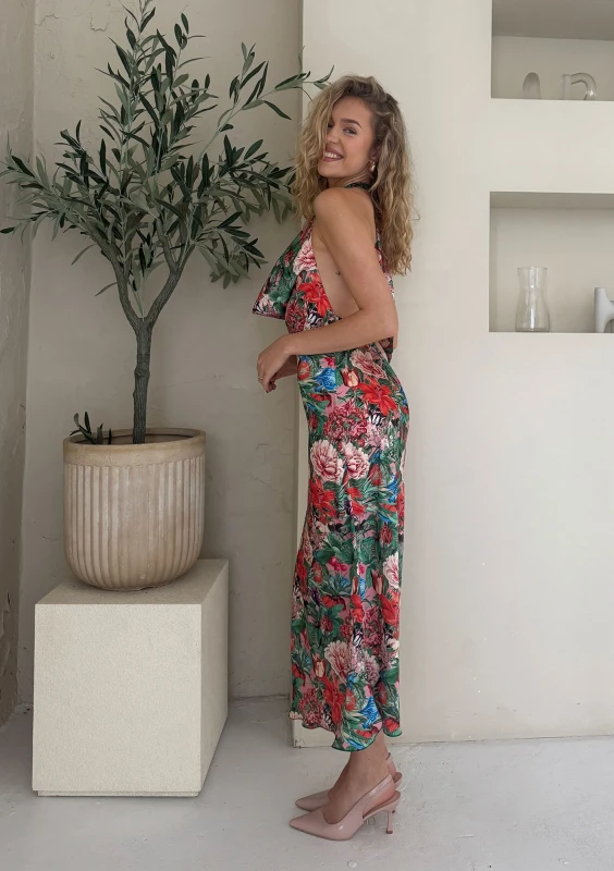 Valentina - open back dress Dolce Paradiso