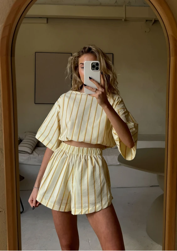 Lilli - Yellow striped cotton top